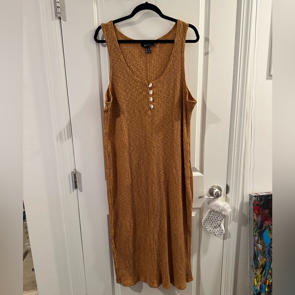 Forever 21 Dresses & Skirts - Forever 21+ Ribbed Knit Sleeveless Midi Dress in Burnt Orange with Seashells